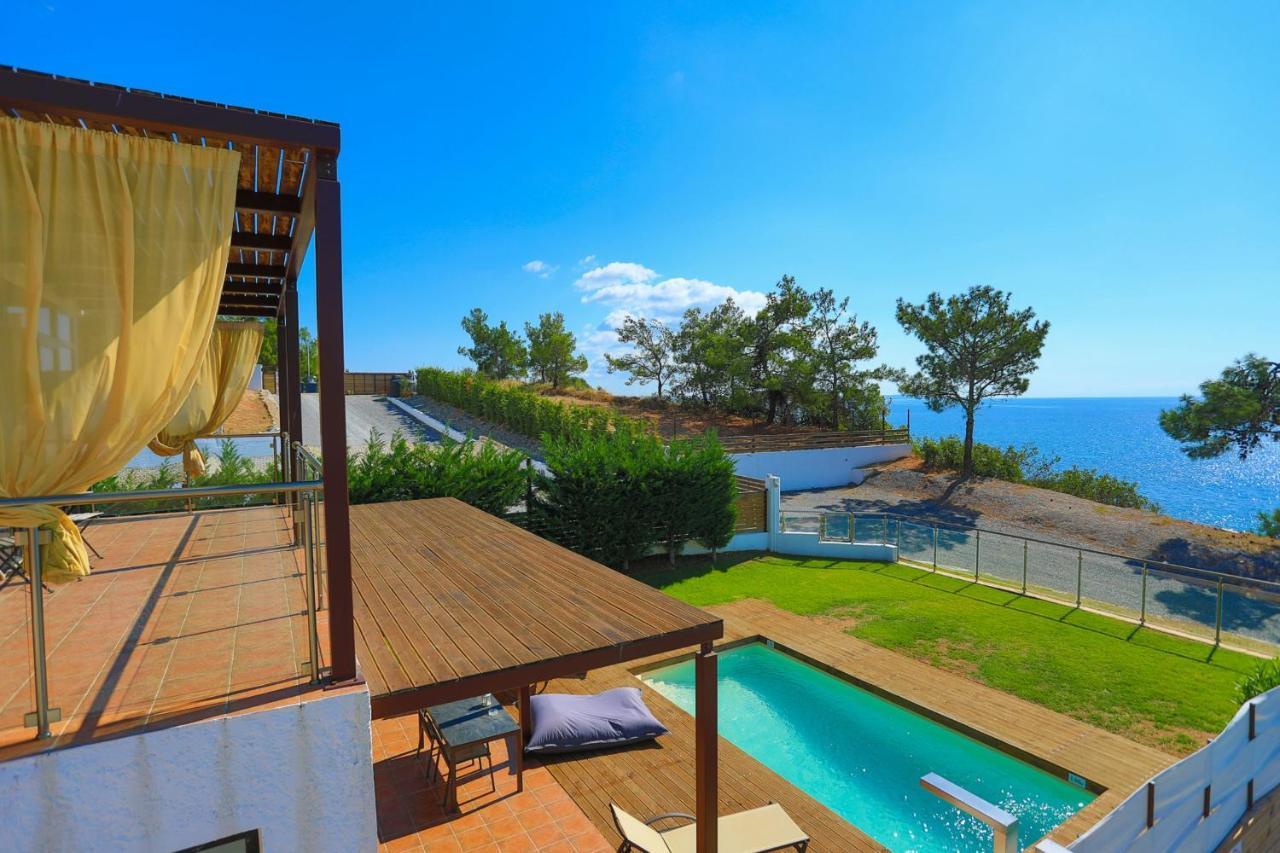 Kalma Villa Ena Nea Moudania Dış mekan fotoğraf