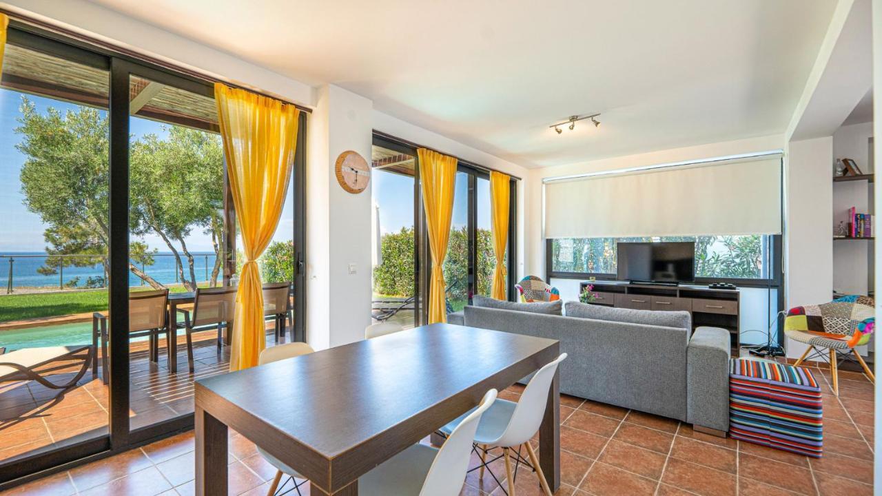 Kalma Villa Ena Nea Moudania Dış mekan fotoğraf